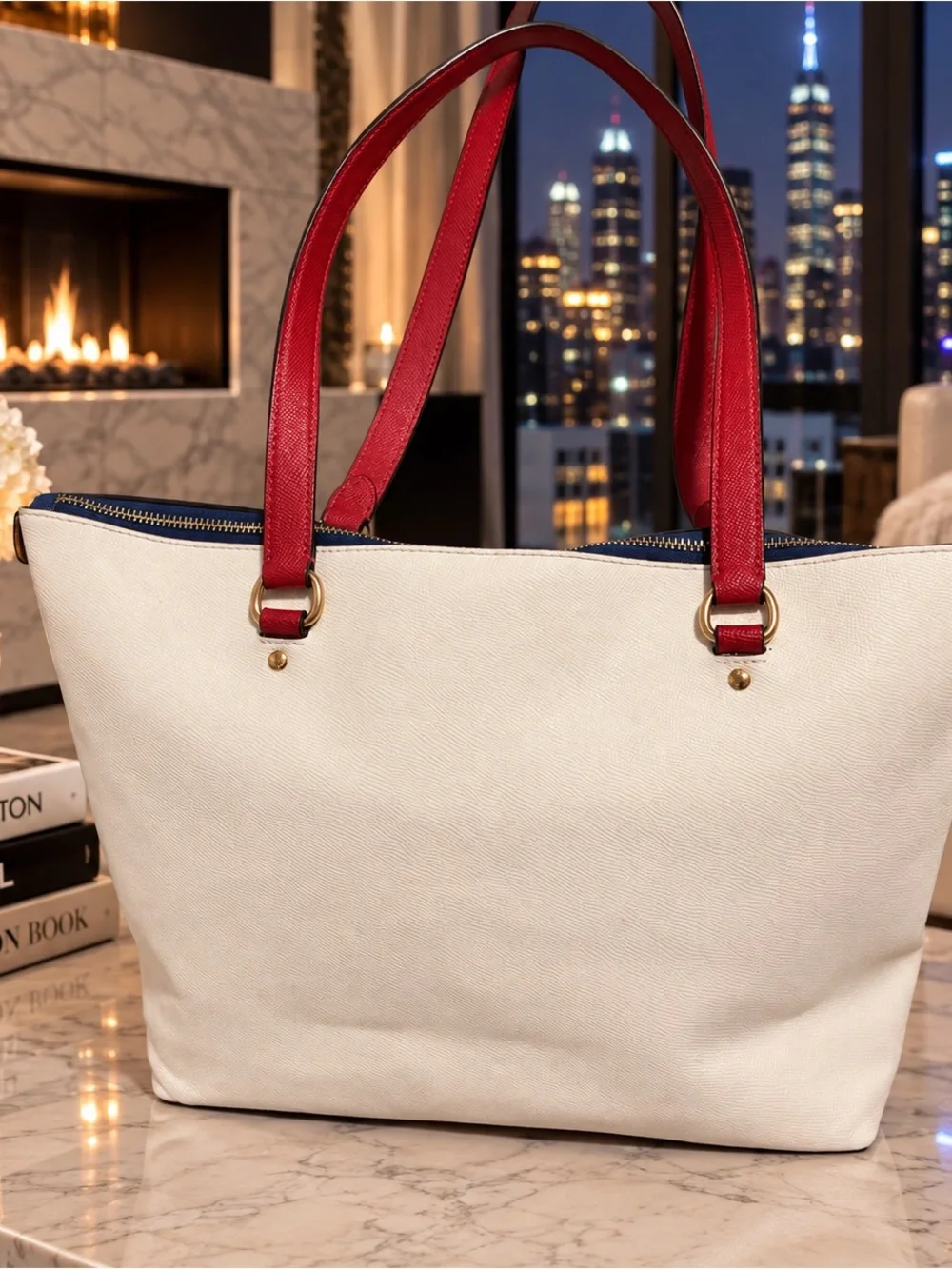 Coach elegant white